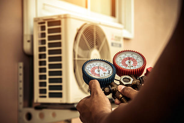 Professional Ac Installation technician working in River Edge, NJ